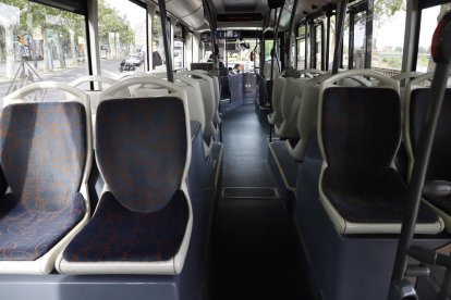 Un autobús de Lleida ciudad completamente vacío mientras cubría su ruta el pasado jueves. 