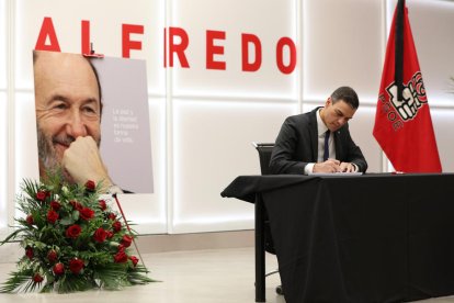 Dipositen les cendres de Rubalcaba amb les restes dels seus pares