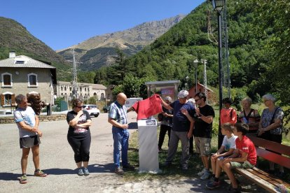 Moment de la inauguració de La Ruta Martorell, divendres passat a la vall Fosca.