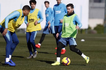 Messi, ayer durante el entrenamiento de la plantilla barcelonista en Sant Joan Despí.