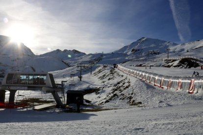 Imagen de archivo de la estación de Boí Taüll en invierno.