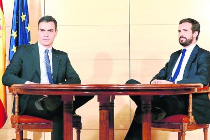 Pedro Sánchez y Pablo Casado se reunieron a primera hora de la mañana y constataron sus diferencias.