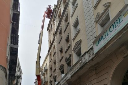 Obres a l'eObres a l'edifici del Teatre Principal de Lleidadifici del Teatre Principal de Lleida