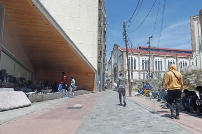 Imatge d’arxiu de l’assentament de sensesostre de la Casa de Fusta, al carrer Cavallers.