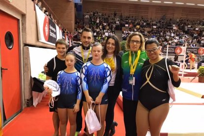 Las gimnastas del FEDAC Lleida.