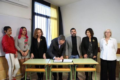 Firma ahir de la instrucció, que va comptar amb dos de les internes.