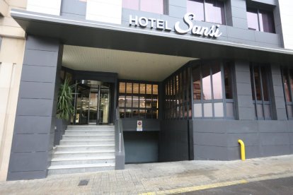 Imatge de l’hotel Sansi de Lleida ciutat, que s’ha ofert per atendre emergències sanitàries.