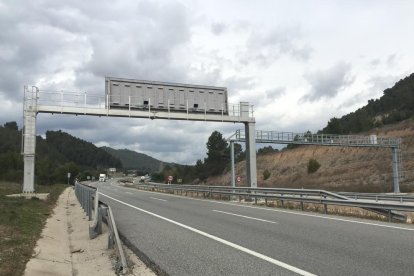 Entren en funcionament dos nous radars de tram a l'A-2 en els dos sentits de la marxa