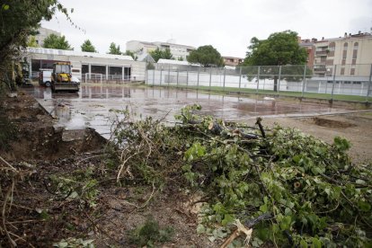 La setmana passada van començar les obres a la pista de la Bordeta.