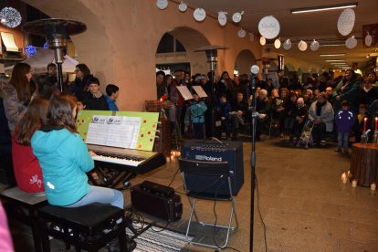 La actuación del martes tuvo lugar en los porches de la calle Major de La Seu d’Urgell.