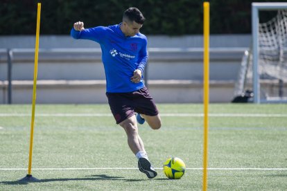 El Barça de fútbol sala volvió a entrenarse y lo hizo al aire libre. 