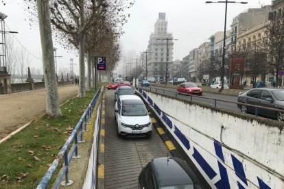 Imatge d’una de les entrades del pàrquing de Blondel, que aquest any ha apujat el preu per minut.