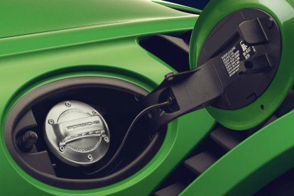 Porsche i Siemens Energy estan desenvolupant i implementant a Xile un projecte pilot per a la posada en marxa de la primera planta integrada per produir combustibles sintètics no contaminants .