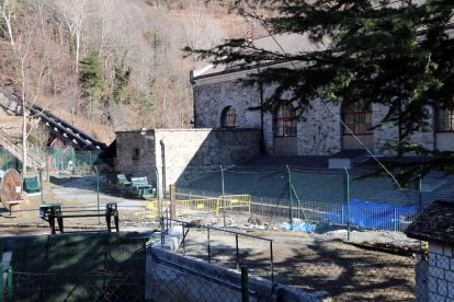 La central de Capdella, una de las que aparecen en la denuncia.