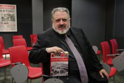 El 2015 va presentar a Lleida el llibre ‘La Guerra Civil al Montsec’.