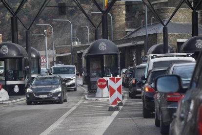 El movimiento de vehículos fue constante a lo largo del día.