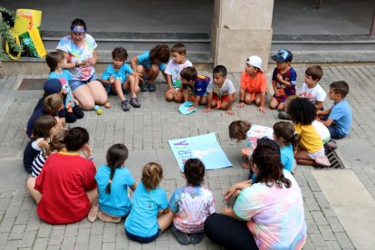 Centenars de nens van gaudir ahir a Talarn de la dotzena edició de la jornada Jocs del Món.