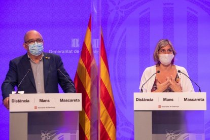 Els consellers Bargalló i Vergés en roda de premsa.