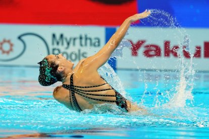 Ona Carbonell durant el concurs de solo lliure en el qual va aconseguir la plata, la medalla número 23.