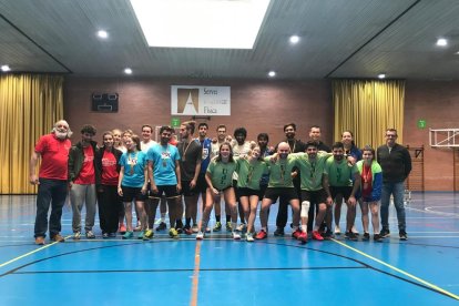 La UdL guanya l’or en dobles femenins de bàdminton