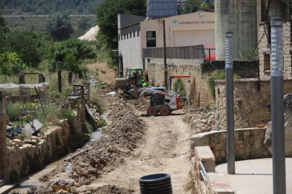 Obres a Vinaixa a finals de juny per reparar conduccions de la Mancomunitat d’Aigües.