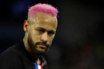 L’ara jugador del París Saint Germain haurà de tornar part de la bonificació que va cobrar.