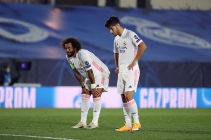 Marcelo i Marco Asensio, abatuts després de la derrota.