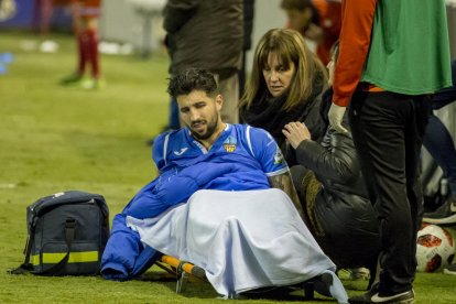 Trilles es va lesionar un dit del peu i va ser traslladat a un centre hospitalari.