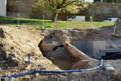 Comença la construcció del 'by-pass' als dipòsits de la Seu Vella