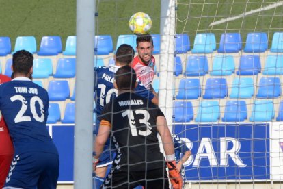 El Lleida va estar recolzat per una trentena de seguidors.