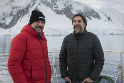 Carlos y Javier Bardem son actores y pertenecen a una saga vinculada al teatro, al cine y a la televisión.