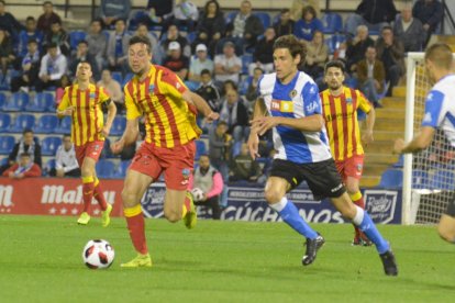 Pedro Martín, en una acció del partit de dissabte passat al camp de l’Hèrcules.