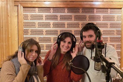 Grupo Esneca canta “Para ellas” en su disco solidario