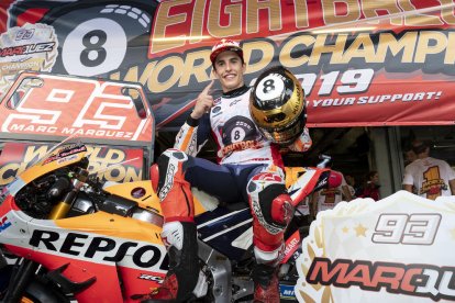 Marc Márquez  seguirá con los colores de Repsol Honda hasta el año 2024.