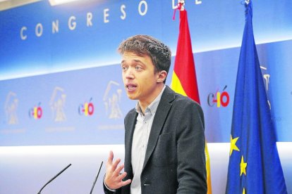 Íñigo Errejón anunció en rueda de prensa que deja su escaño como diputado en el Congreso .