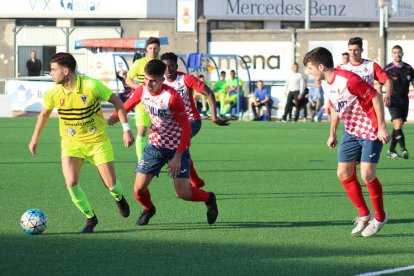 Una jugada d’un dels partits que ha disputat el Balaguer aquesta temporada.