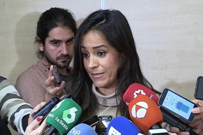 Imatge de Begoña Villacís, després de la roda de premsa d’ahir.