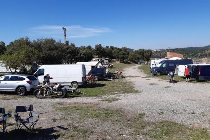 Aspecto que presentaba ayer el paddock del circuito de El Bosquet.