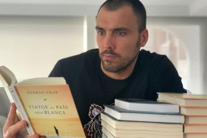 Pierre Oriola va seleccionar llibres per als companys.