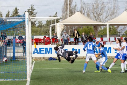 Hisui, en l’instant en què marcava el 2-1 a l’últim sospir del partit amb l’Oviedo.