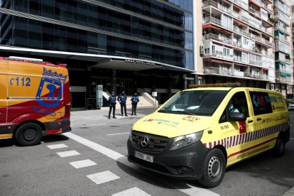 Hoteles cerrados pasan a estar medicalizados  - La Confederación Española de Hoteles y Alojamientos Turísticos confía en que en el plazo de siete días establecido para proceder al cierre de unas 16.000 instalaciones, las embajadas repatríen a ...