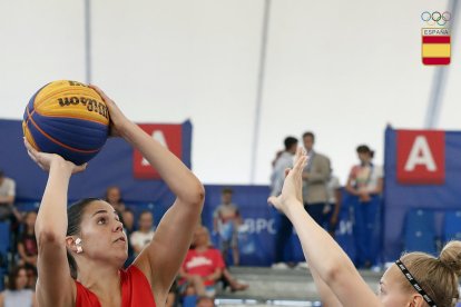 Yurena Díaz, durant el partit que obria ahir la competició.