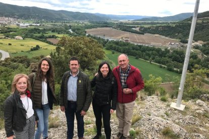 Una de les visites que es van fer ahir pels pobles de Rialb.