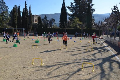 Trobada comarcal de miniatletismo en La Pobla 