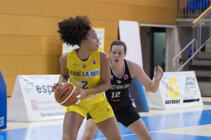 Tinara Moore durante el partido de EuroCup ante el Hema belga.