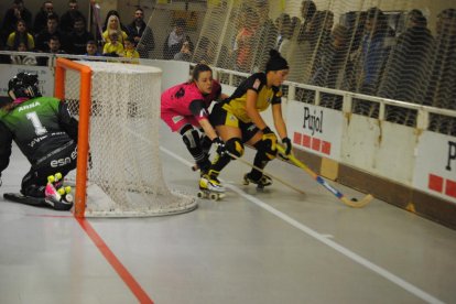 Una acción del partido del sábado entre el Vila-sana y el Palau de Plegamans.