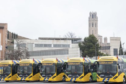 La flota d’autobusos ha estrenat enguany vehicles híbrids.