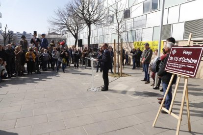 Inaugurada la plaça de l'U d'Octubre davant el CAP de Cappont