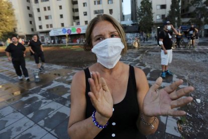 Una de les poques participants en les protestes de divendres.