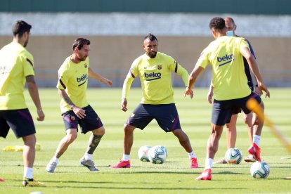 Los clubes, entre ellos el Barça, confían en hacer entrenamientos colectivos lo antes posible.